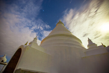panoramic background of high mountain scenery, overlooking the atmosphere of the sea, trees and...
