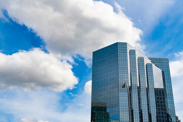 Fototapeta na wymiar modern glassy skyscraper buildings. business center in modern city with copy space