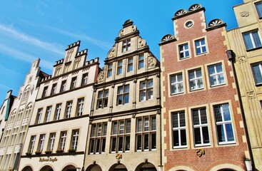 Fototapeta premium Münster in Westfalen, Giebelhäuser am Prinzipalmarkt