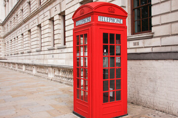 Fototapeta na wymiar London's, legendary red telephone cab