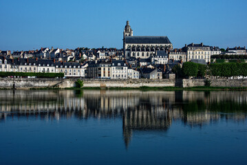 Fototapeta na wymiar Frankreich - Blois - Kathedrale Saint-Louis