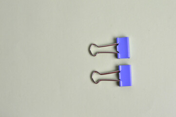 paper clips blue