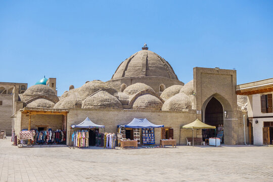 Toqi Zargaron building, traditional covered bazaar in Bukhara, Uzbekistan. Structure was built in 16th century, but is still used for its intended purpose. This is UNESCO object