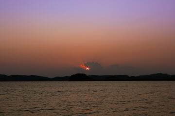 Obraz premium The evening candy sunset sky at Krabi, Thailand.