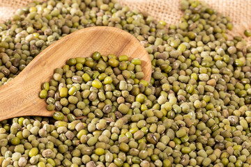 Vigna Radiata - Raw organic green mung beans