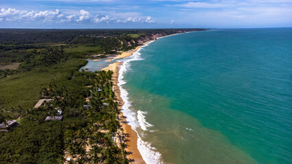 Praia Trancoso Sul da Bahia Brasil Praia Tropical Paradisíaca Mata Atlântica Rio Mar Areia Azul Verde Resort Viagem Férias 
