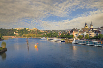 Obraz premium View of the city of Koblenz and the Moselle in the dusk
