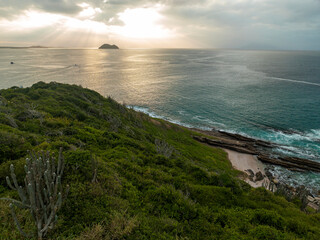 Vista a&eacute;rea da peninsula de Jo&atilde;o Fernandes em B&uacute;zios, Rio de Janeiro