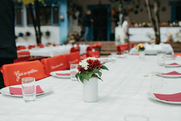 Beautiful boho wedding table decoration.