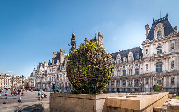 Parvis de l'H&ocirc;tel de ville de Paris 