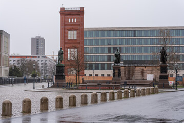 Schinkel Denkmal und  Turm in Berlin