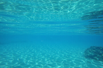 Underwater world © rufar