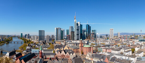 Frankfurt am Main, Ansicht vom Domturm, 18.04.2022.	 - obrazy, fototapety, plakaty