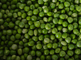 fresh green peas for cooking