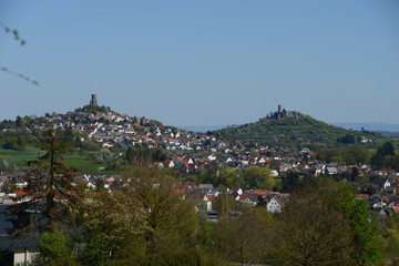 Fototapeta na wymiar Blick auf die Burg Vetzberg und Gleiberg