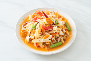 Som Tum - Thai Spicy green papaya salad with salty eggs