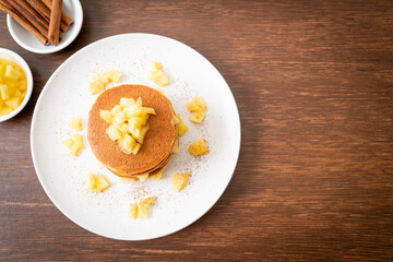 apple pancake or apple crepe