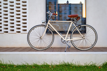 Fototapeta na wymiar classic bicycle