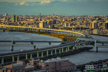 Fototapeta na wymiar 首都高速中央環状線と東京の街