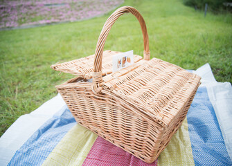 picnic basket
