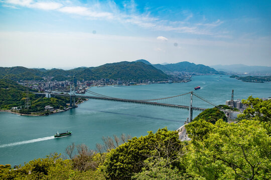 火の山公園から見た関門橋と関門海峡