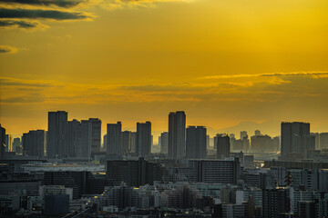 Fototapeta premium 東京都心のビル群と夕景
