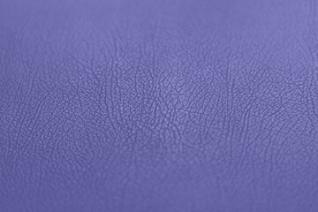 Fond de texture cuir violet. Pantone 2022 très péri