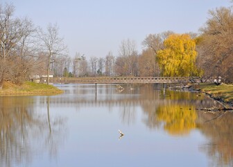 Fototapeta na wymiar autumn landscape at the historic building at the Fifty Point Conservation Area on Lake Ontario, near Hamilton Ontario