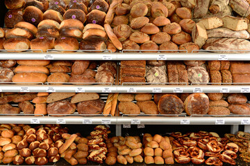Backwaren, Regal, Preisschilder, Preis, Bäckerei, Brote, Brötchen