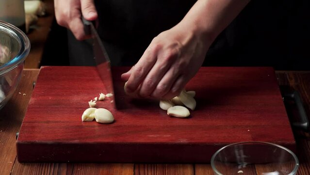 Northeast China's specialty home-cooked dish - garlic roasted eggplant cubes