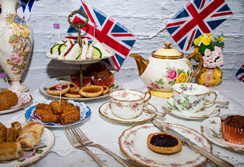 Queen Elizabeth  II Platinum Jubilee  tea  part y celebrations   vintage style  - obrazy, fototapety, plakaty