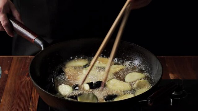 Northeast China's specialty home-cooked dish - garlic roasted eggplant cubes