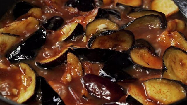 Northeast China's specialty home-cooked dish - garlic roasted eggplant cubes