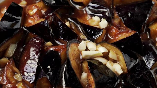 Northeast China's specialty home-cooked dish - garlic roasted eggplant cubes