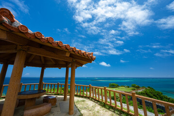 沖縄県知念岬からコマカ島および久高島を撮影⑤