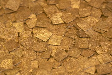 antique gold coin dirham treasure