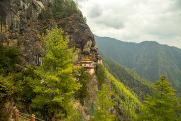 Fototapeta na wymiar tiger nest, upper Paro valley in Bhutan 64