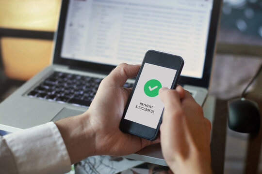 payment successful on phone screen, pay online via smartphone