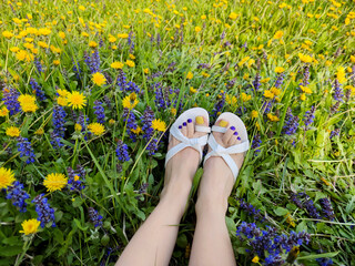 feet and flowers