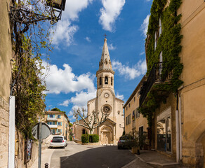 Saint-Saturnin-lès-Apt, medieval hilltop village in the Luberon in Provence-Alpes-Côte-d'Azur, France