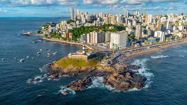 Farol da Barra Forte Santo Ant&ocirc;nio Salvador Bahia Praia Mar Ba&iacute;a de Todos os Santos Nordeste P&ocirc;r do Sol Pedras Atl&acirc;ntico Barcos Hist&oacute;rico