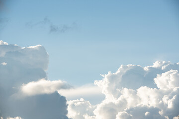 Fototapeta na wymiar Nubes cielo Azul Sky blue