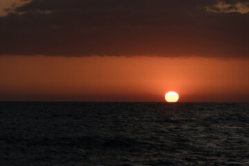 Glowing sunset and clouds at Caspersen beach - 6