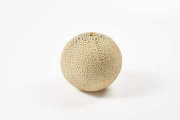 メロン（赤肉）を白バックで