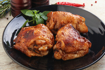 Roasted chicken leg with spicy sauce