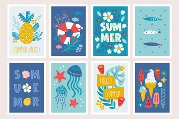 Obraz premium Summer greeting cards with pineapple, leaves, seaweed, lifebuoy, fish, shell