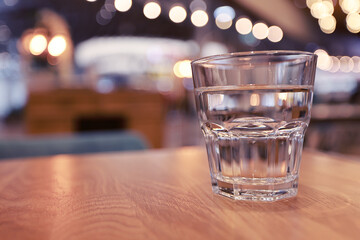 table setting restaurant knife fork