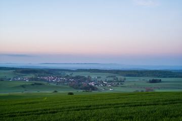 Obraz premium sunrise over the field