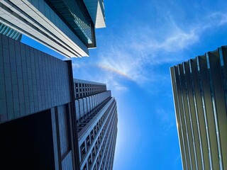 modern office building
office building
iridescent clouds
blue sky 
sky 
building 
city 
town 
beautiful cloud 
blue 
青空
青
彩雲
雲
晴れ
ビル
都会
街
ビジネス街
