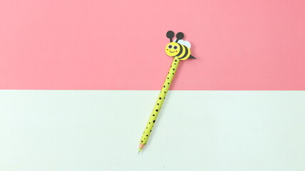 Honey Bee Pen - School Supplies Paper Craft - Cute Pen Decor
